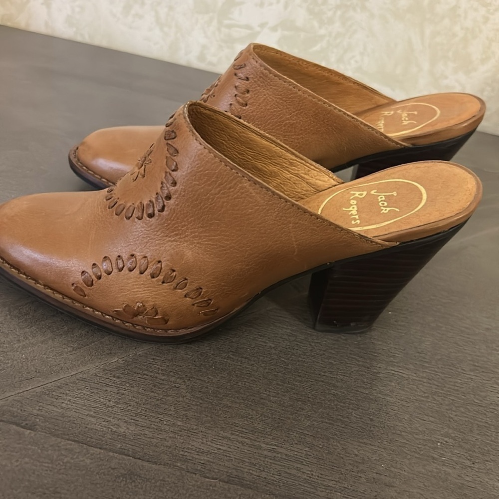 Jack Rogers Tan Leather Mules with Classic Slip-On Design - Picture 2 of 4